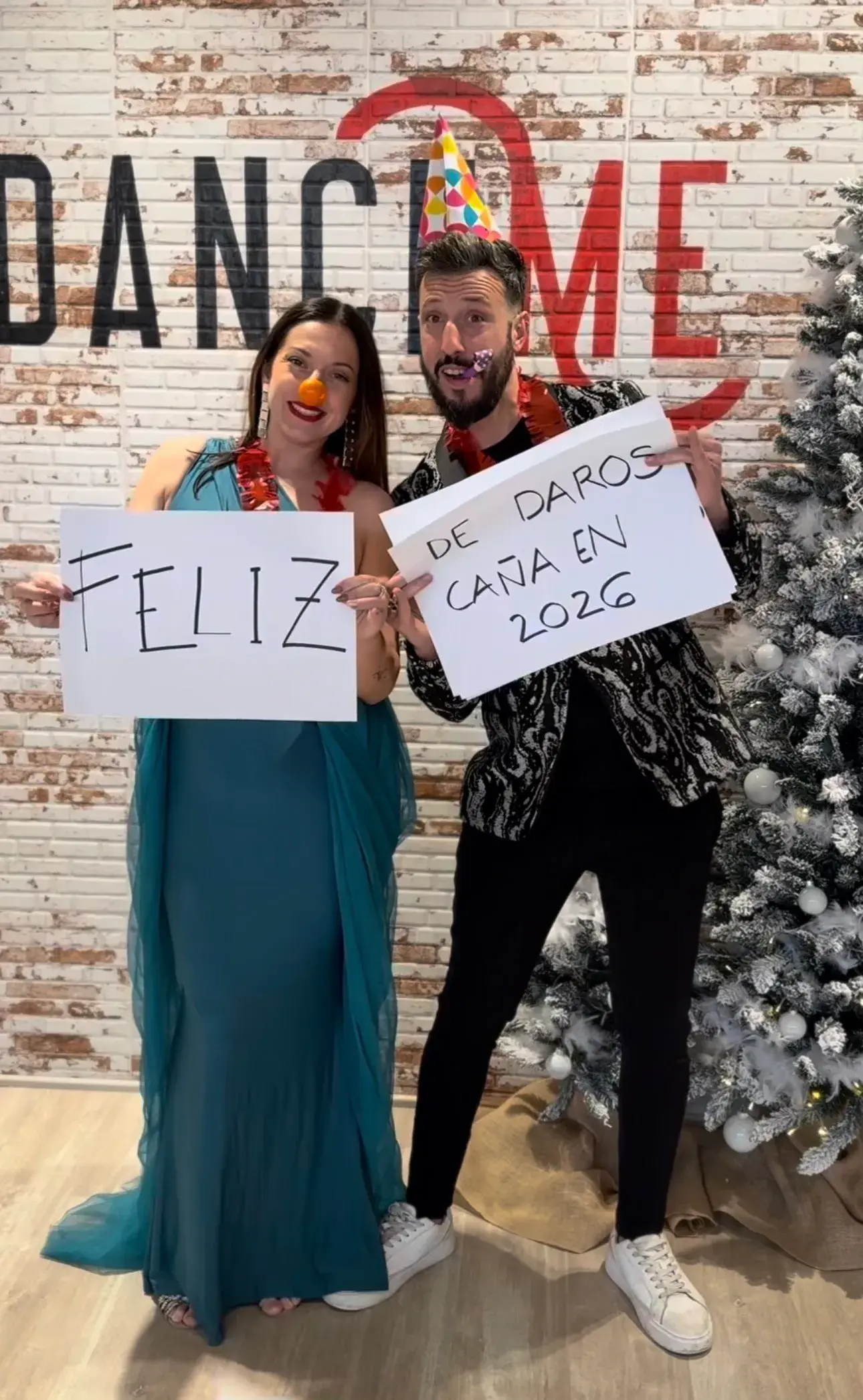 Fiesta de Año Nuevo Dance Me