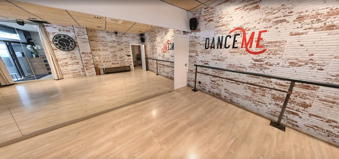 Sala de ensayo Dance Me