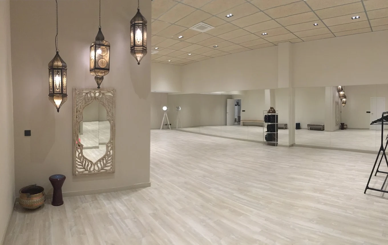 Sala de Danza Oriental — Dance Me Castelldefels